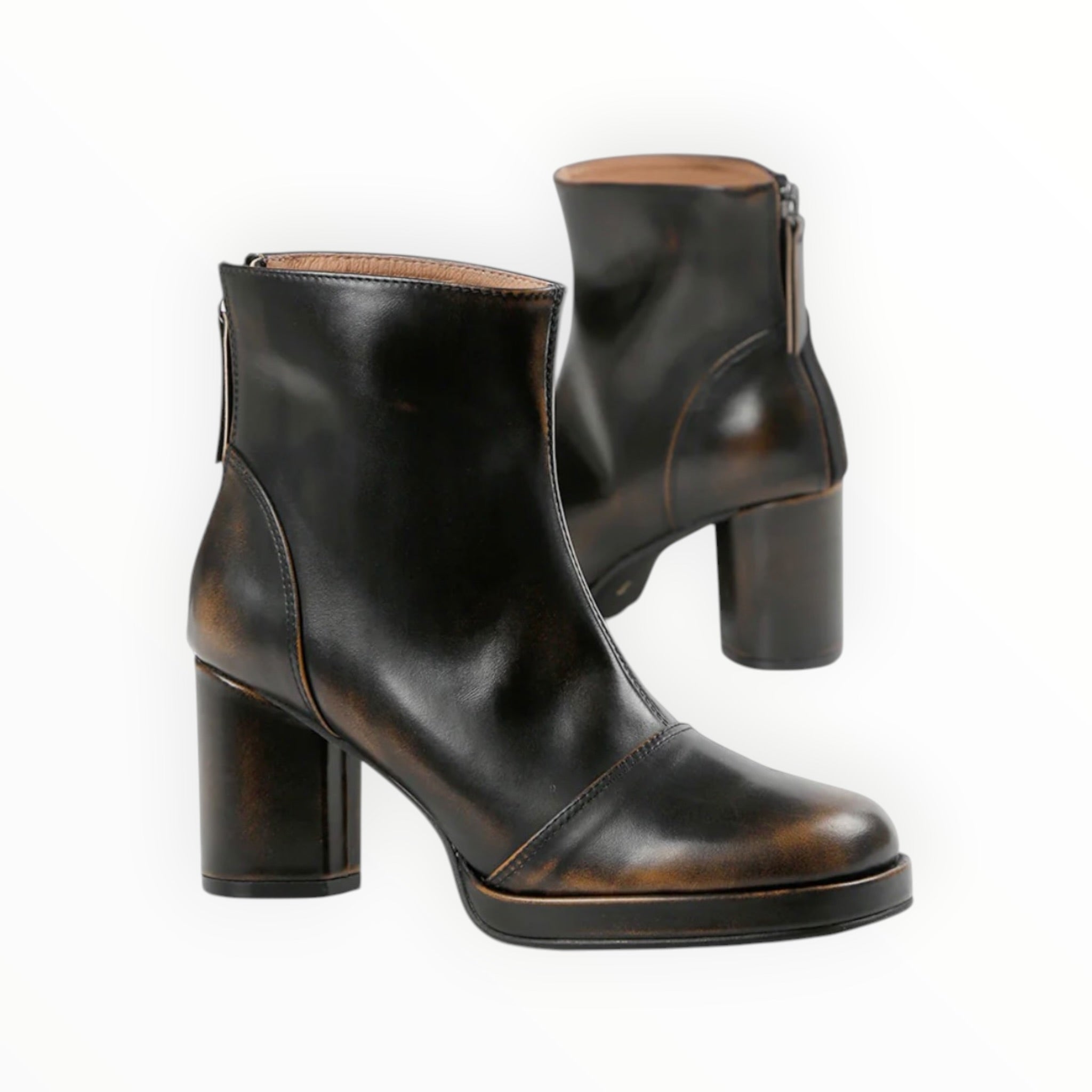 ALL BLACK Distressed Lady - Black