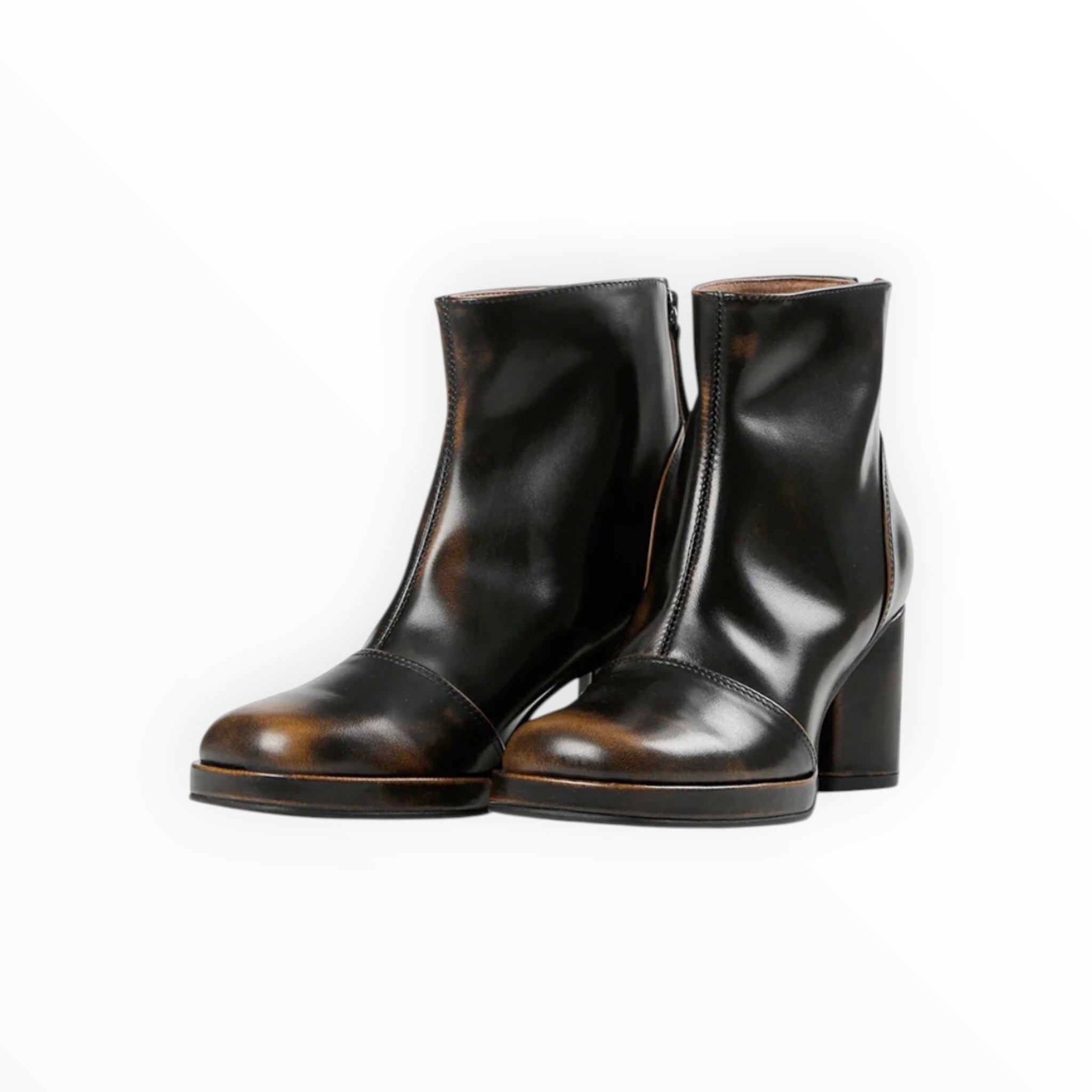ALL BLACK Distressed Lady - Black