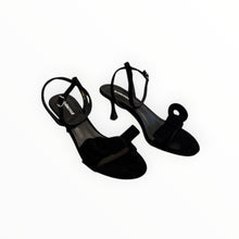 Lola Cruz Cynthia Velvet Heels 65 With Bow - Black