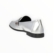 Beatrice b. Metallic Loafer - Silver