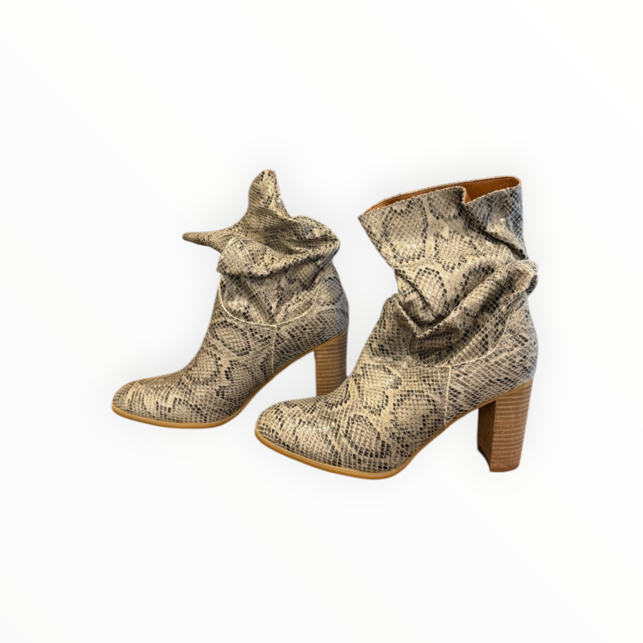 Oasis Society The Teagan Slouchy Boot - Grey Snake