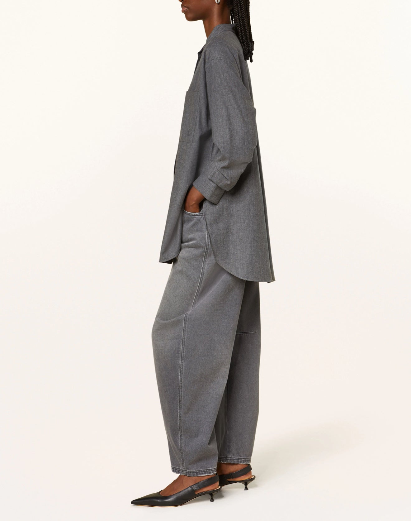 Closed Ridge X Jeans - Mid Grey