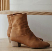 Coclico Caviar Boots - Mandorla