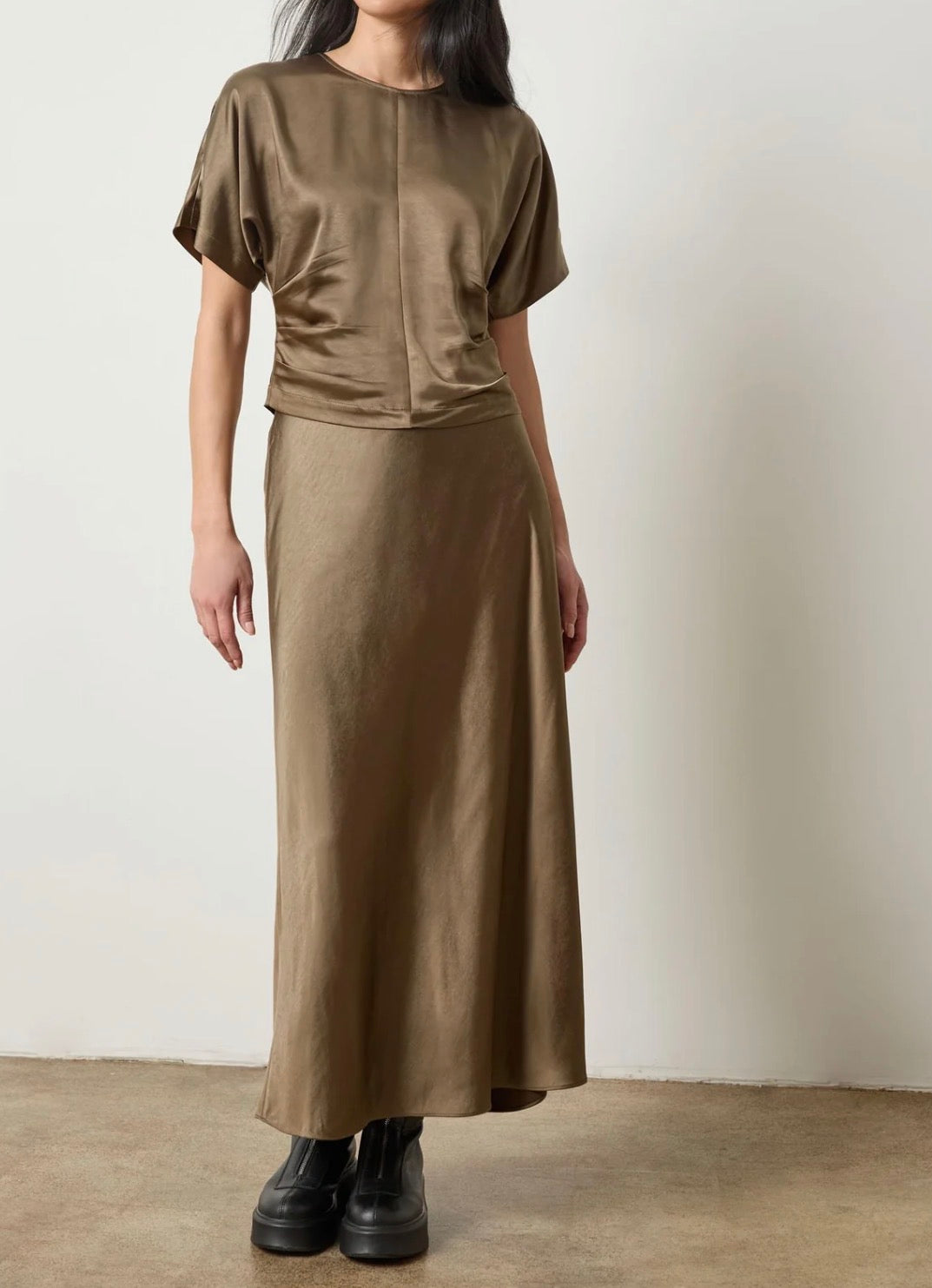LILLA|P Satin Dolman Short Sleeve - Parsley