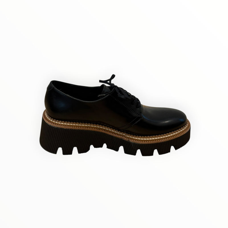 Frēda Salvador Bobbie Lug Sole Derby - Black Spazzolato
