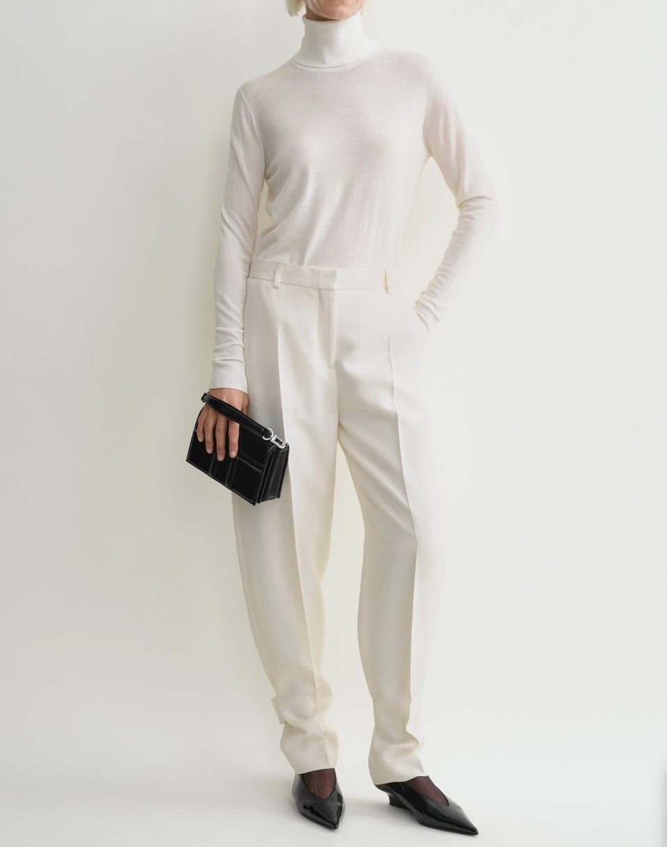 TOTÊME Buckled Slouch Trousers - Ecru