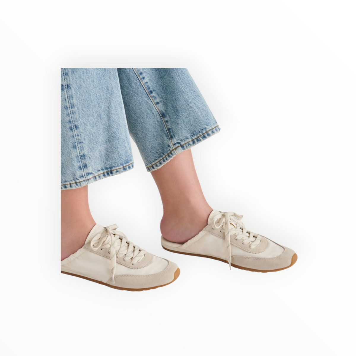 Dolce Vita Daris Sneaker - White Nylon