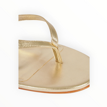 Schutz Carolyn Metallic Leather Sandal - Platinum
