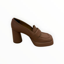 Halmanera Lara 21 Platform - Old Rum