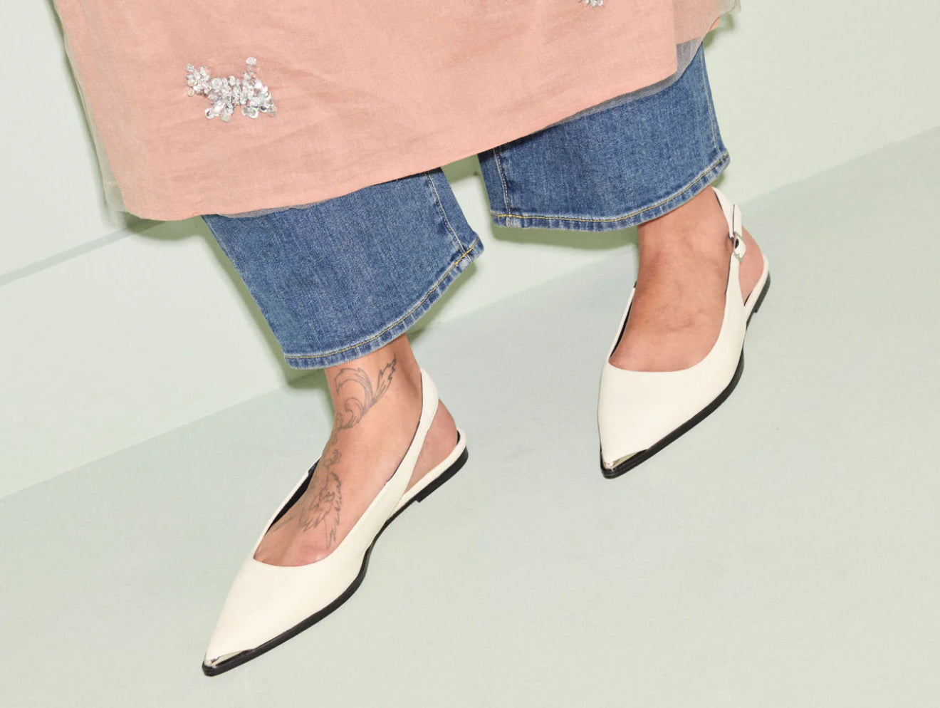 Frēda Salvador Kelly Sling back Point Flat - Macadamia Nappa