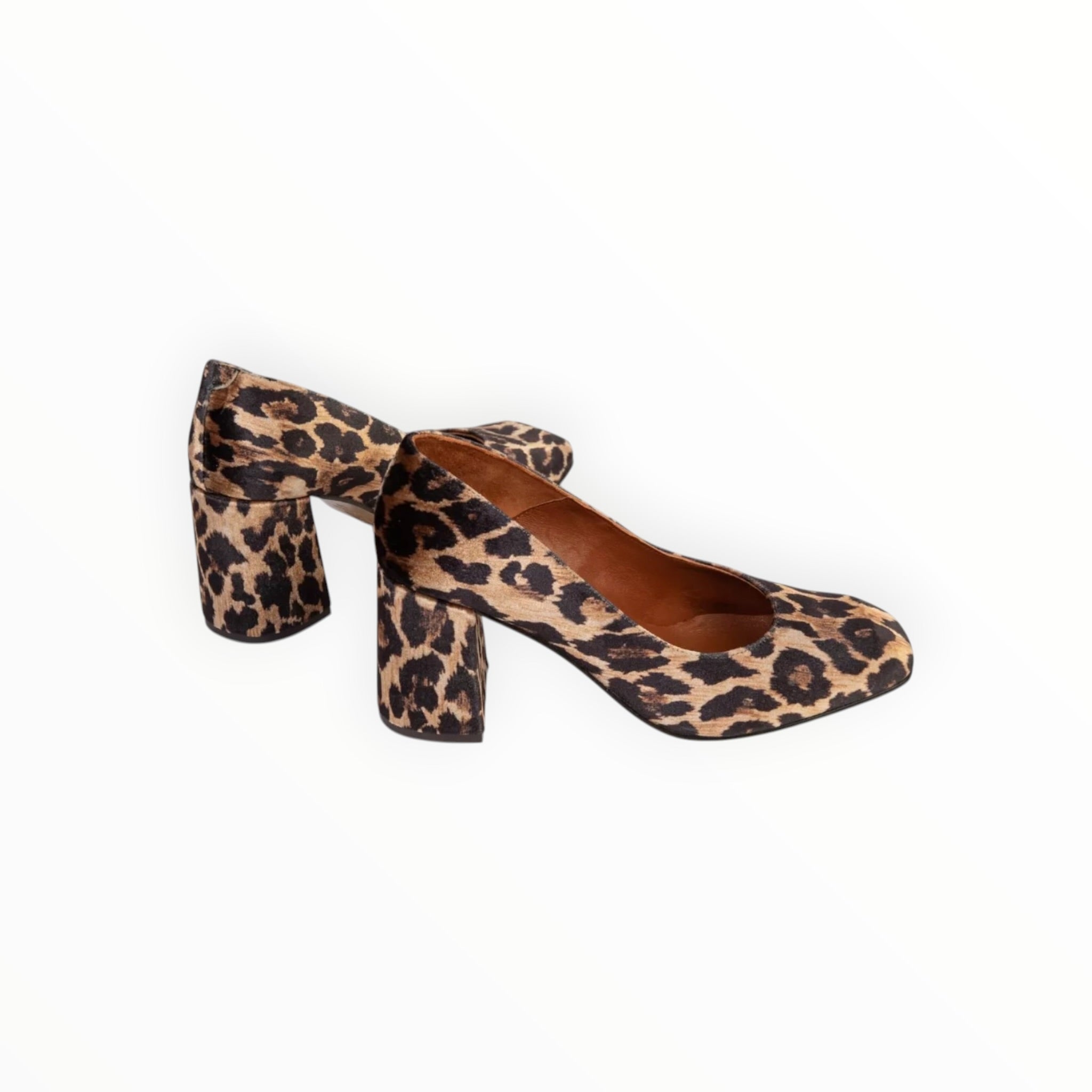 Penelope Chilvers Gamine Velvet Shoe - Brown