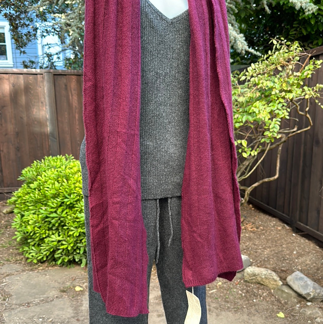 Care By Me Sara Scarf - Aubergine