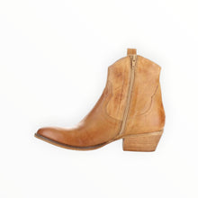 Fly London Wami Western Boot - Camel Velvet