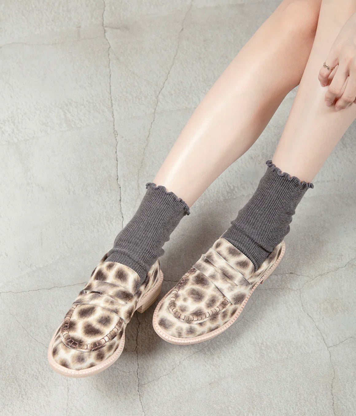 ALL BLACK WOW Cow Loafer - Khaki