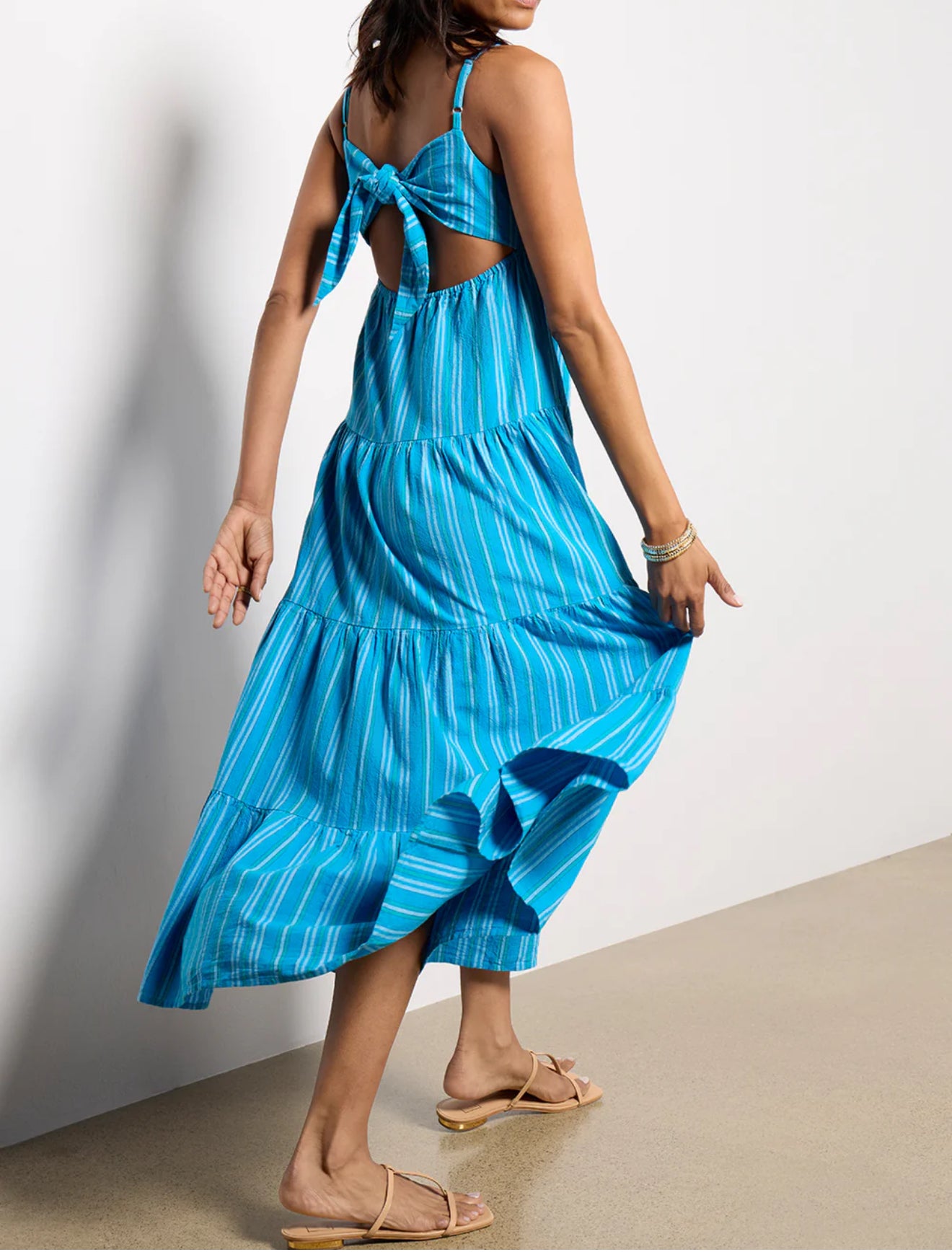 XiRENA Hazel Dress - Castaway Blue