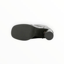 ALL BLACK Distressed Lady - Black