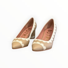 BUTRICH Melanie Midi Pump - Sand/Off-White