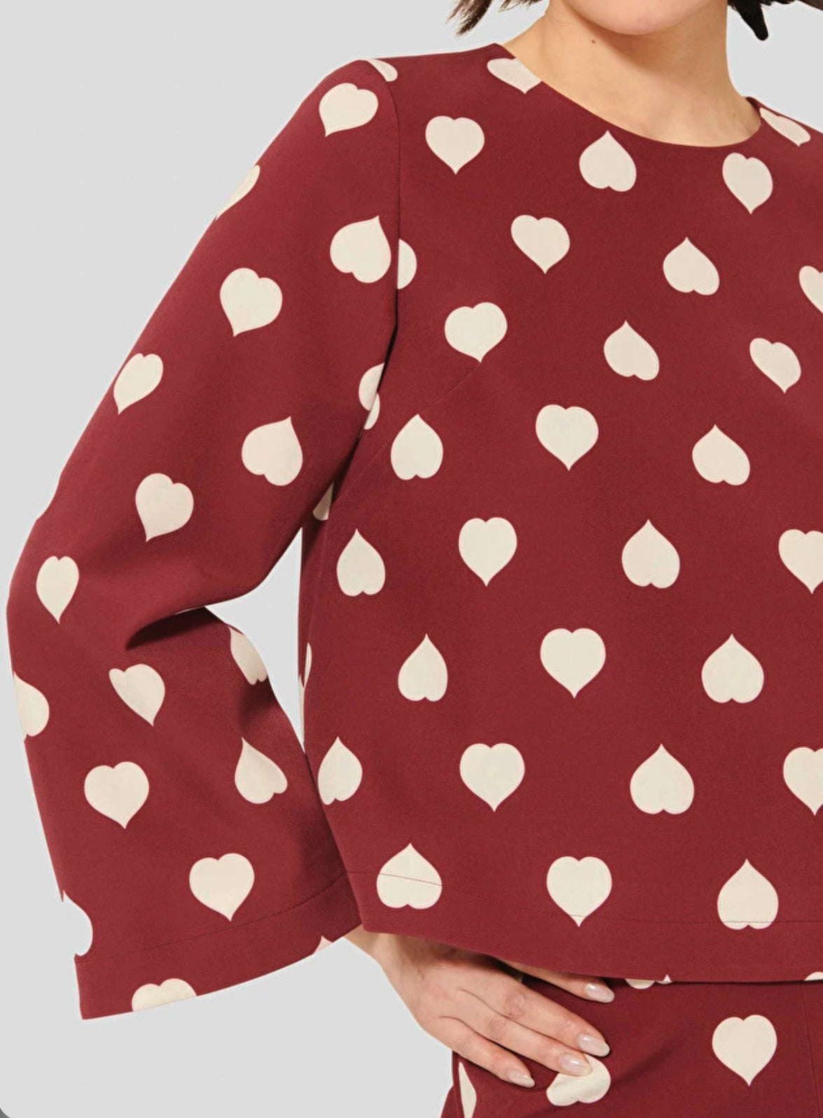 Tara Jarmon Thaissa Burgundy W/White Hearts Top