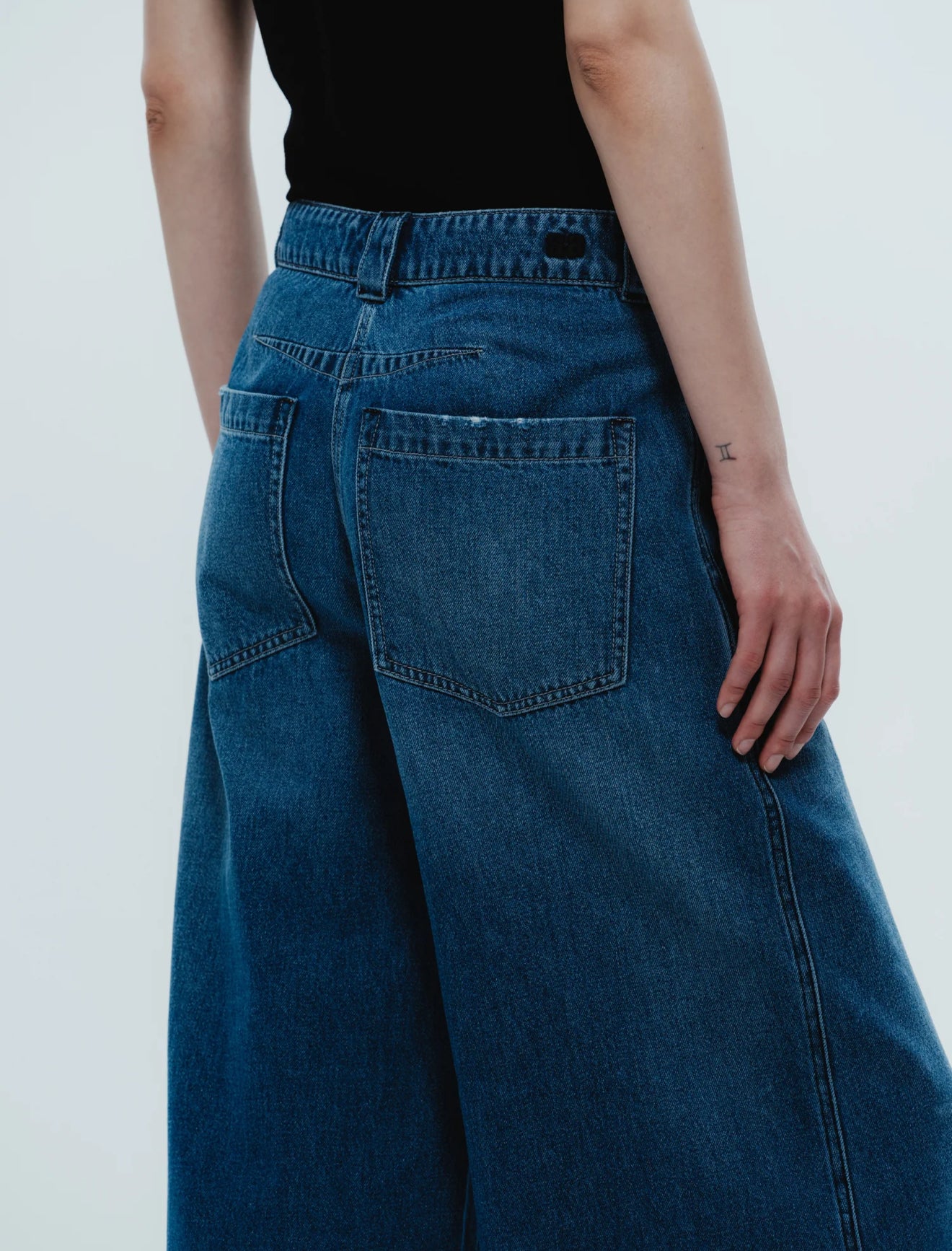 saint art Amber Denim Pant - Ashbury Wash