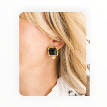 Susan Shaw London Studs - Black