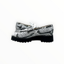 Frēda Salvador Hana Croc Embossed Loafer - Black/White
