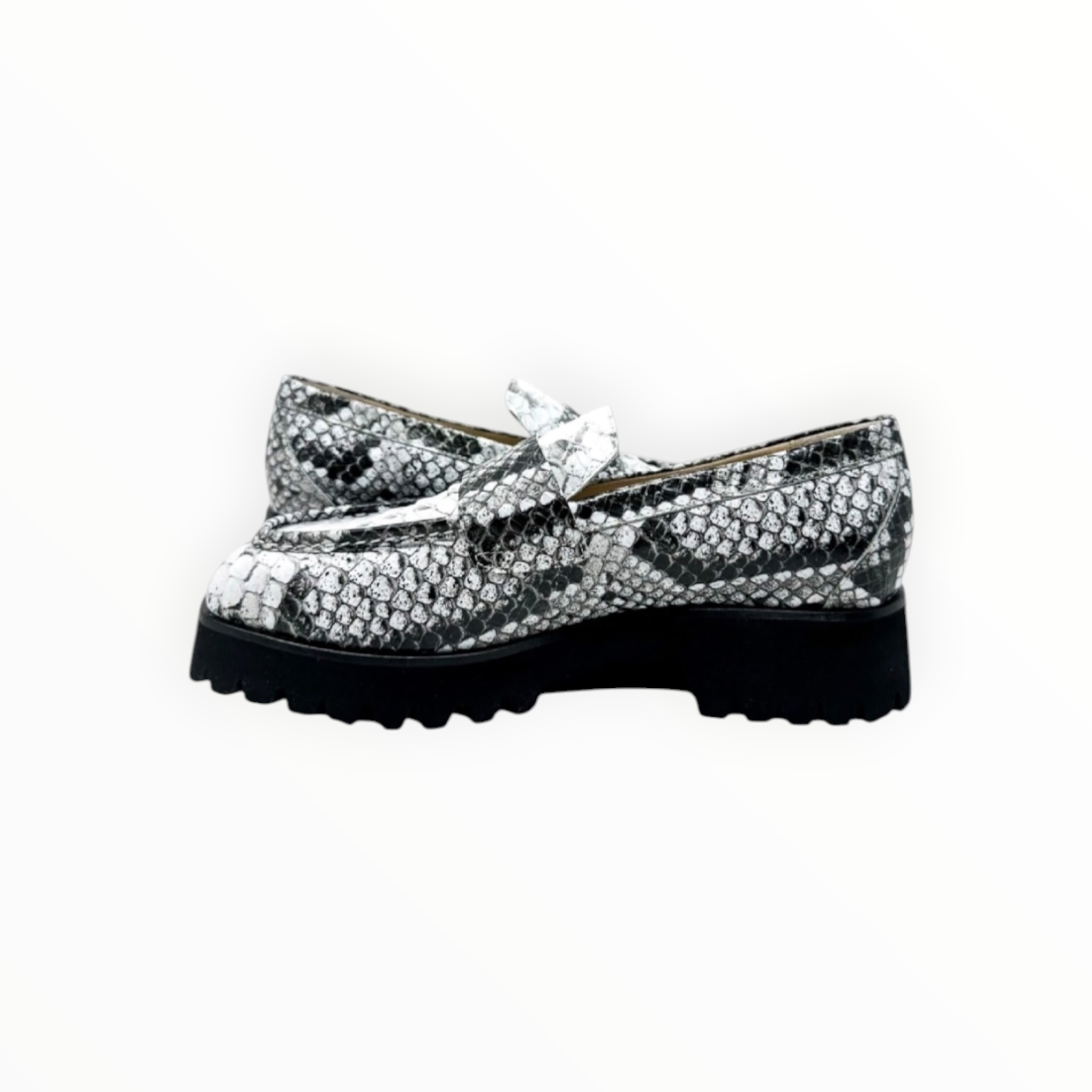 Frēda Salvador Hana Croc Embossed Loafer - Black/White