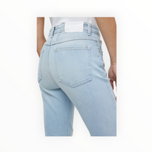 Closed Baylin Jean - Light Blue