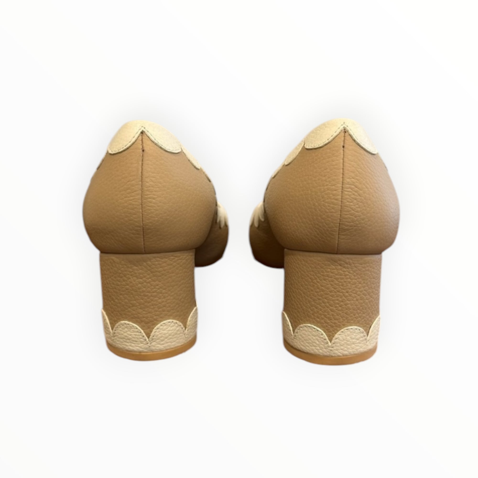 BUTRICH Melanie Midi Pump - Sand/Off-White