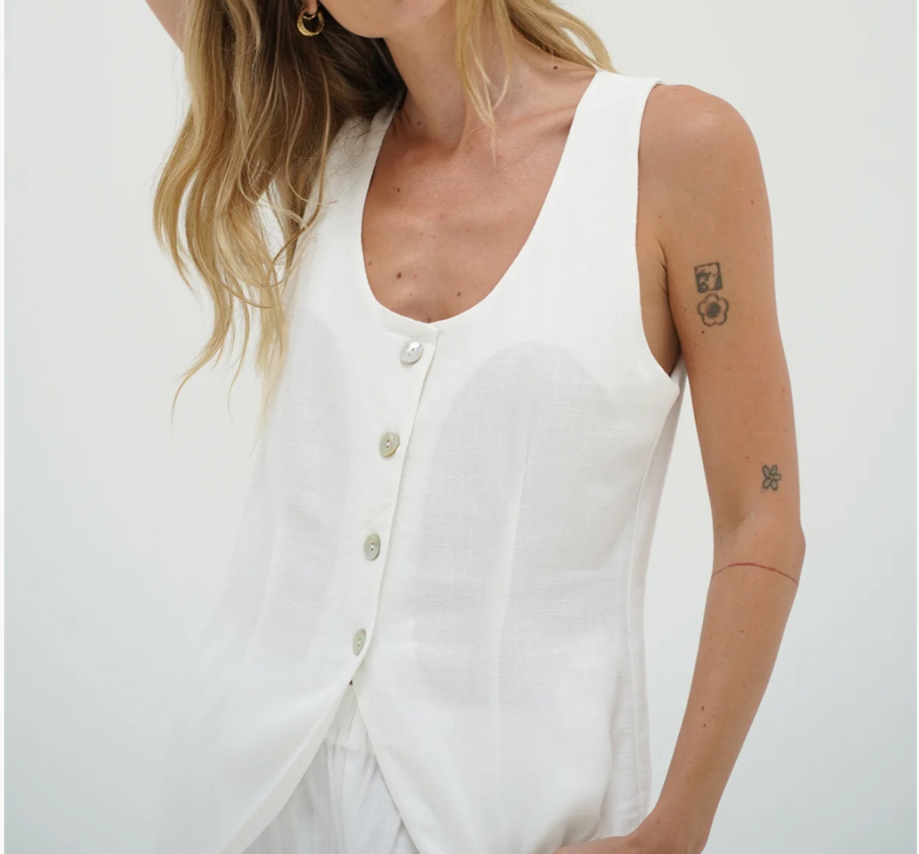 LNA Long Line Linen Vest - Whisper White
