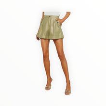 L’Agence Safari Shorts - Oil Green/Gold