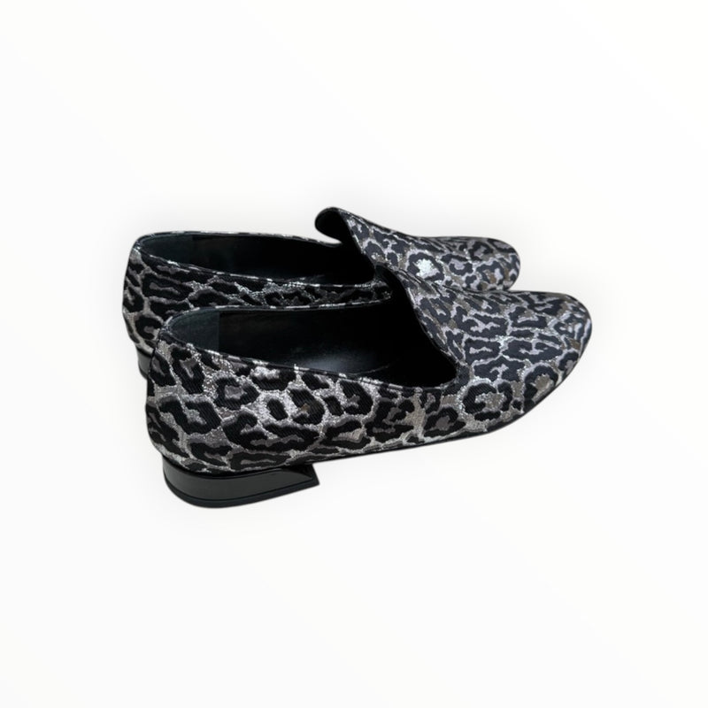 Something Bleu Tuxedo Flat - Silver Black Cheetah Fabric