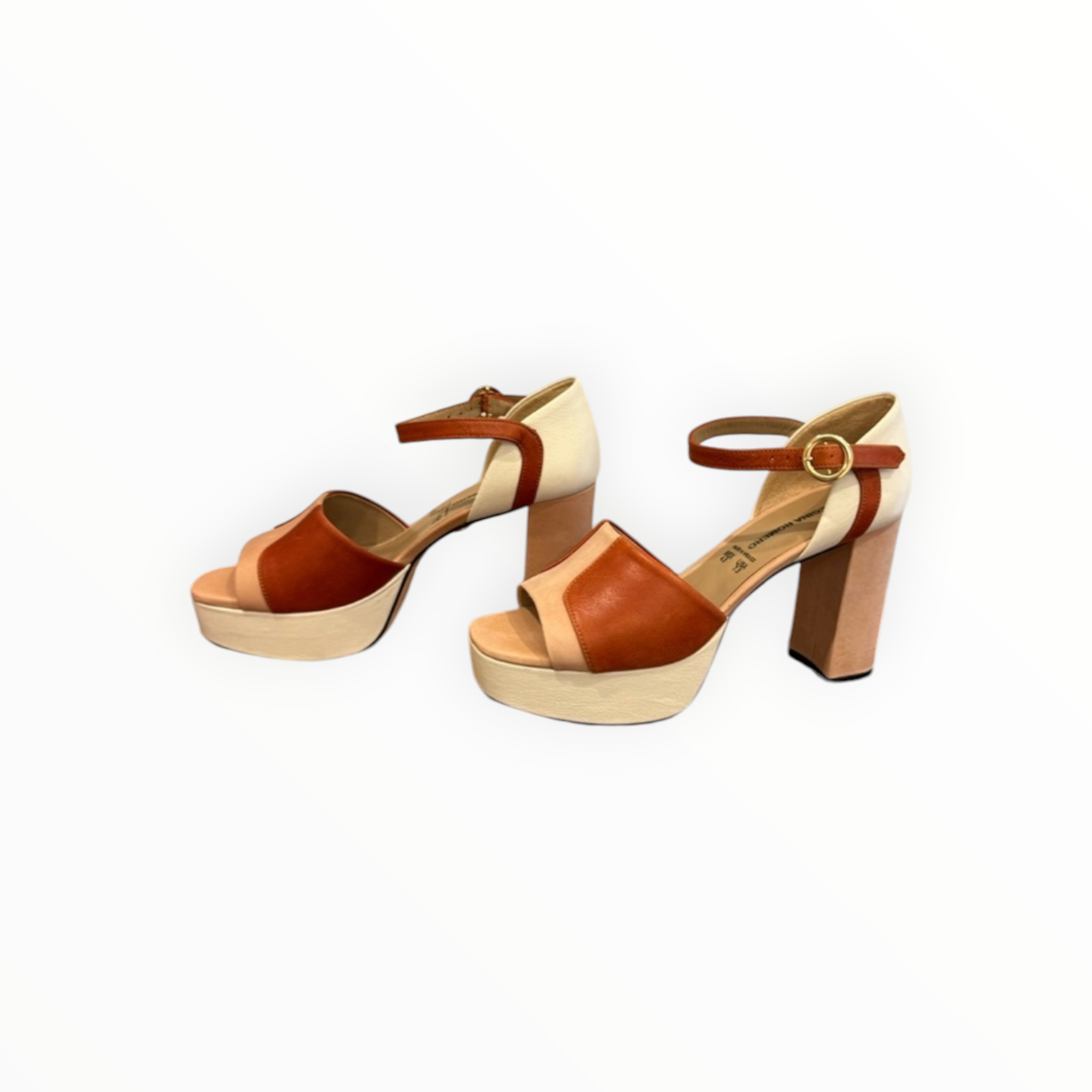 Regina Romero Poppy Daphne Platform - Terracotta