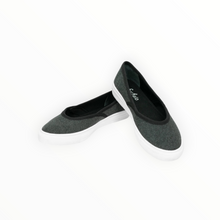 FUCHSIA Crossover Flats - Gray