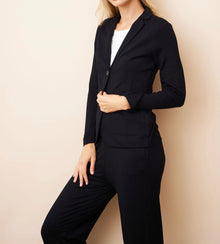 Majestic Filatures Soft Touch Two Button Blazer - Noir