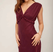 Fifteen Twenty Cierra Ruffle Detail Midi Dress - Wine