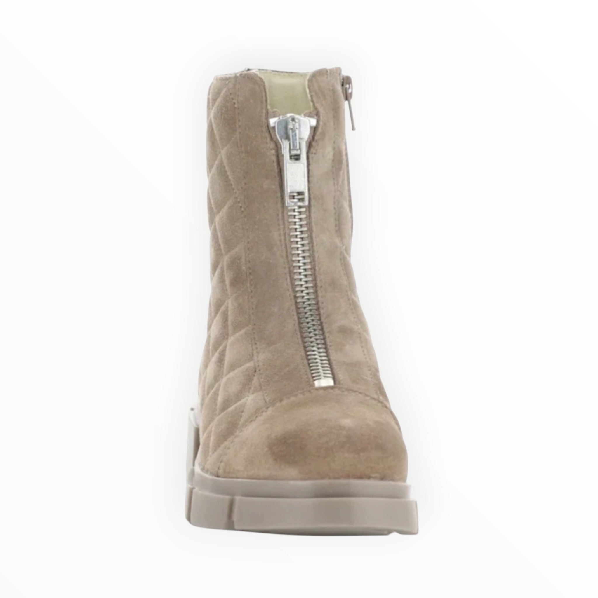 Bos. & Co. Lane Round Toe Boots - Sand