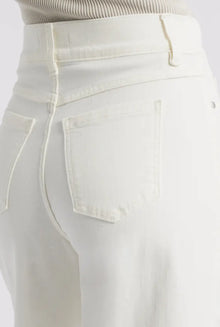 SPANXshape™ EveryWear Cropped Wide Leg Jeans - Chalk Wash