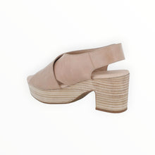 Chocolat Blu Glendora Criss Cross Platform Sandal - Nude