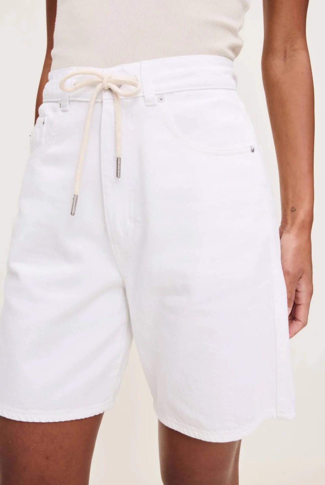 DL1961 Taylor Aura Drawstring Shorts - White Drawcord