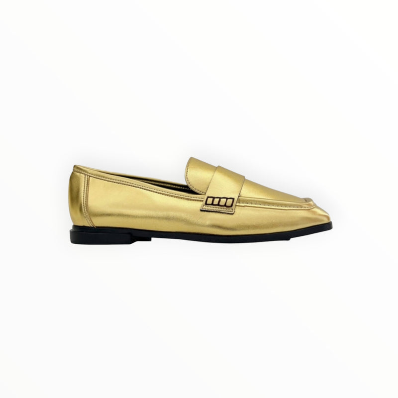 Beatrice b. Metallic Loafer - Gold