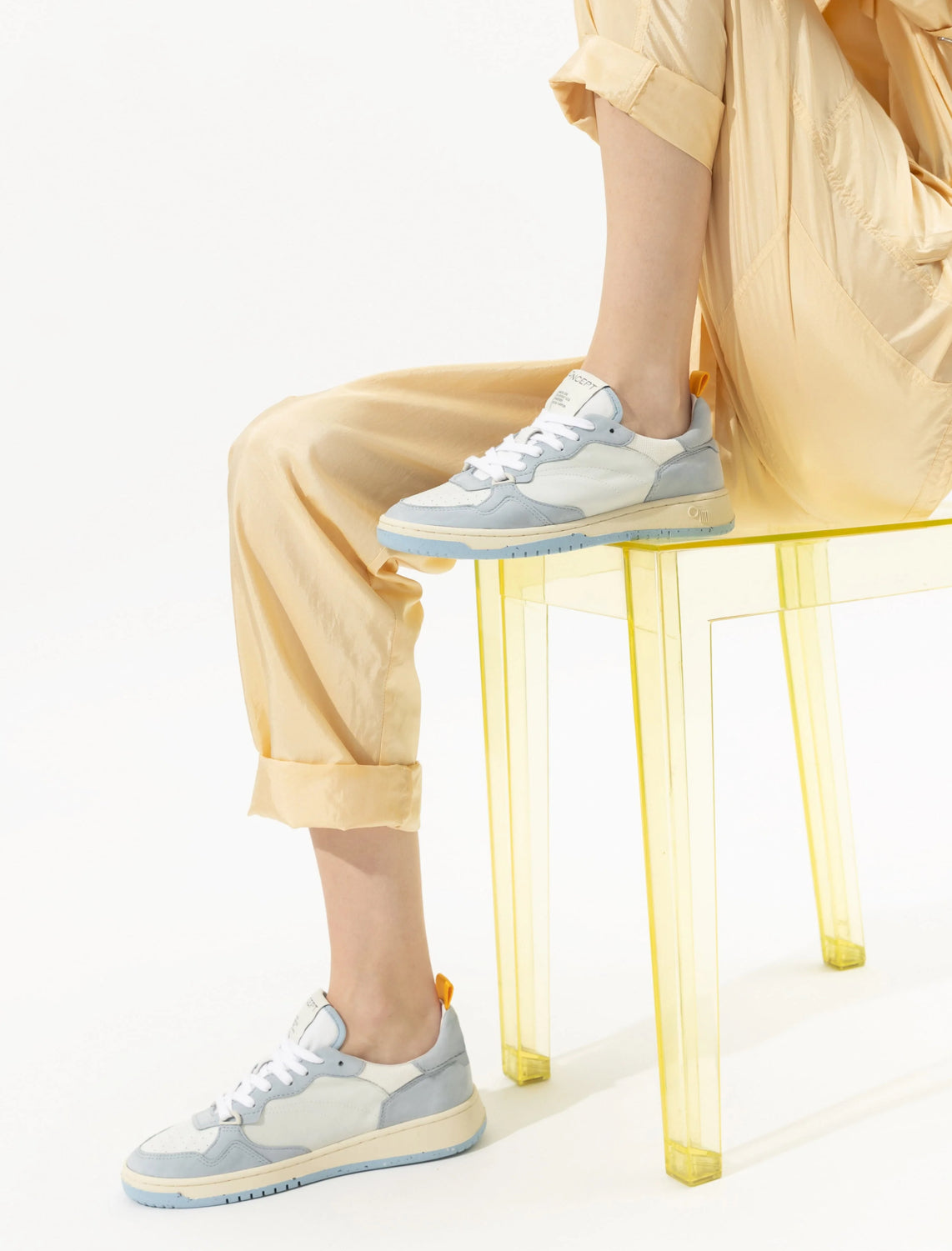 ONCEPT Phoenix Sneaker - Blue Vapor