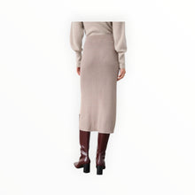 White + Warren Metallic Shine Ribbed Skirt - Mauve Shine