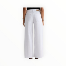AG Jeans Saige Wide Leg Crop - Gallery White