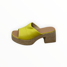 Gaimo Kala Jute Wide Heeled Leather Clogs - Taxi