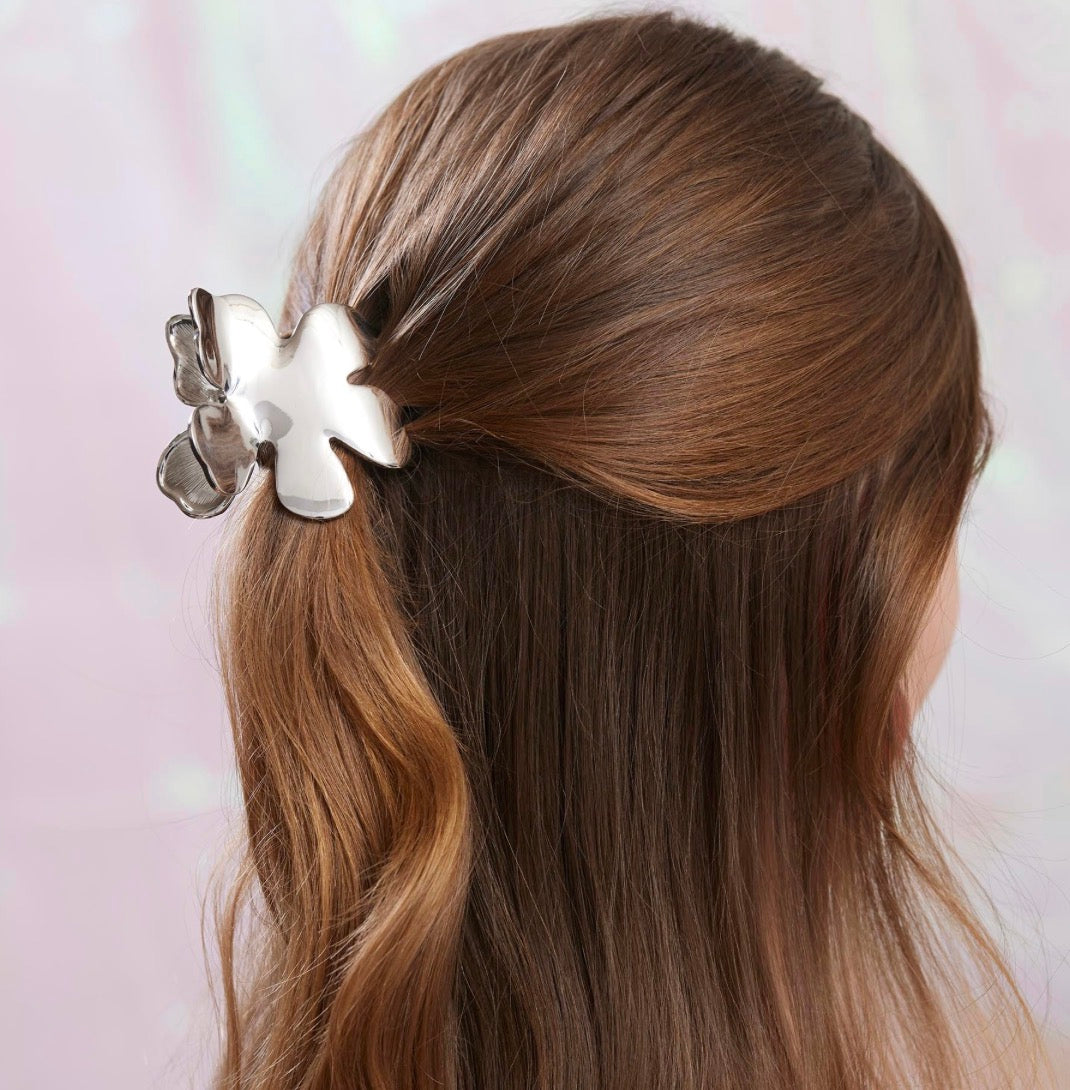 Lele Sadoughi Lily Claw Clip - Silver
