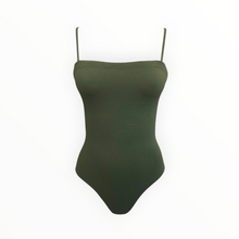 Laya Swim Slow Motion - Army Pike