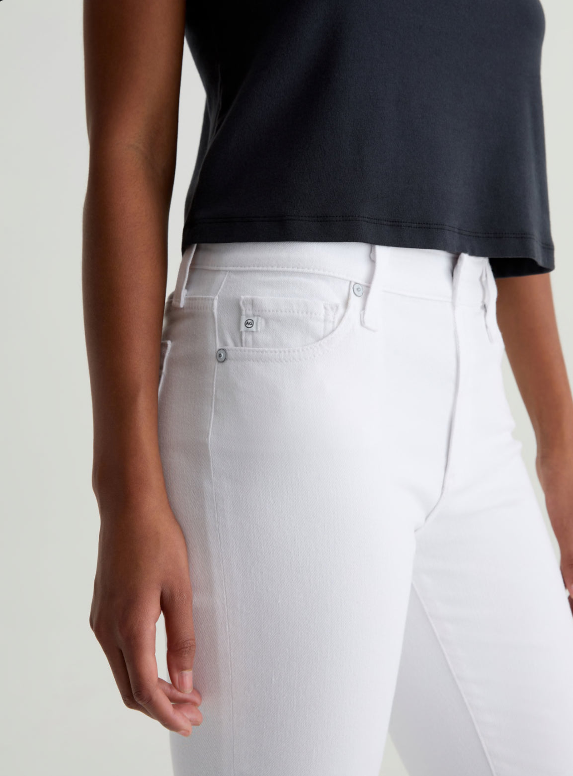 AG Jeans Mari Crop Mid Rise Slim Straight - Gallery White