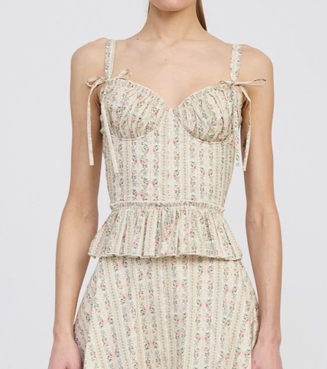 En Saison Rosalia Top - Ivory Olive Multi