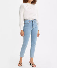 Levi’s Wedgie Icon Fit Ankle - Tango Talks
