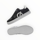 LØCI Classic Sneaker - Black/White
